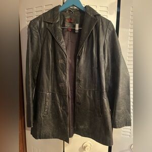 Daniel women’s leather coat